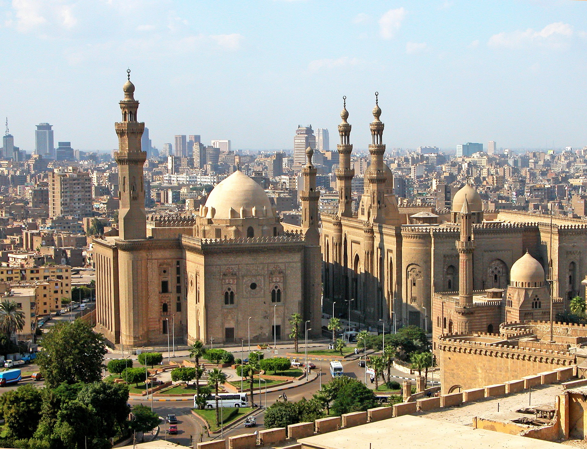 How to travel to Cairo